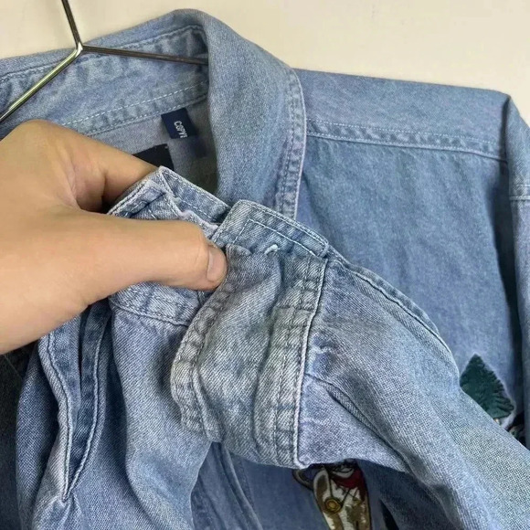 Vintage QUIZZ Denim Shirt with Embroidery Western - Picture 4 of 8